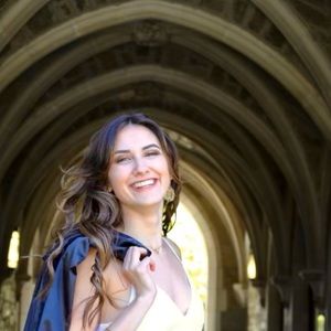 Meet your Posher, Kelly